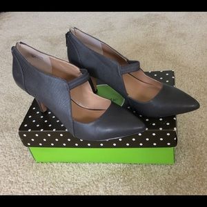 🌸Like New Dark Grey Heels🌸